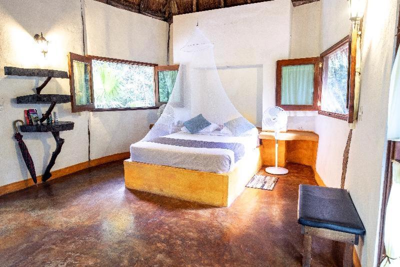 Jolie Jungle Eco Hotel (Adults Only) Leona Vicario Chambre photo